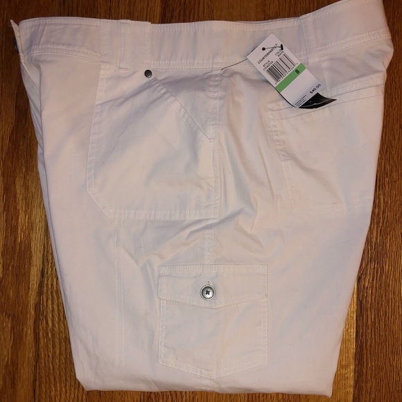 White Capri Pants - Picture 4 of 4